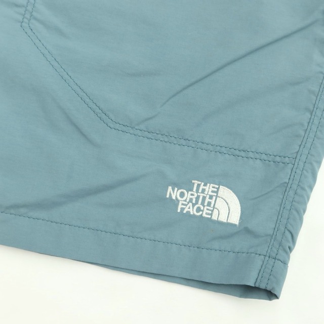 THE NORTH FACE(ザノースフェイス)の【中古】ザノースフェイス THE NORTH FACE ナイロン ショートパンツ ダルブルー【サイズXL】【メンズ】 メンズのパンツ(ショートパンツ)の商品写真