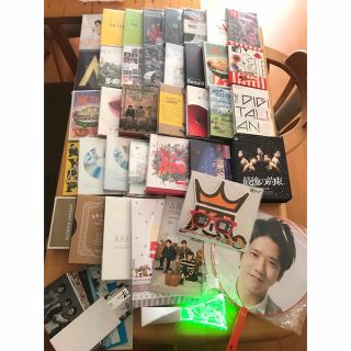 ほとんど美品！嵐グッズまとめ売り DVD うちわ 嵐カルタ ペンライトなど(アイドルグッズ)