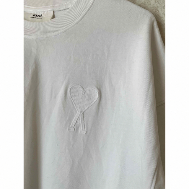 美品【ami paris】刺繍ロゴ入り 白Tシャツ　ユニセックス
