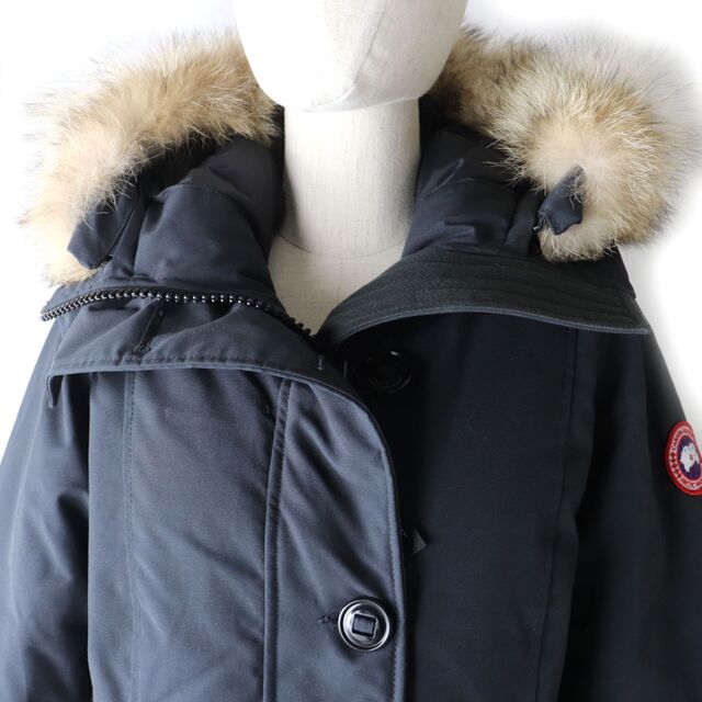 CANADA GOOSE(カナダグース)の美品☆国内正規品 CANADA GOOSE カナダグース 2580LA ROSSCLAIR PARKA ロスクレアパーカ ファー・フード付 ダウンコート ネイビー L/G レディースのジャケット/アウター(ダウンコート)の商品写真