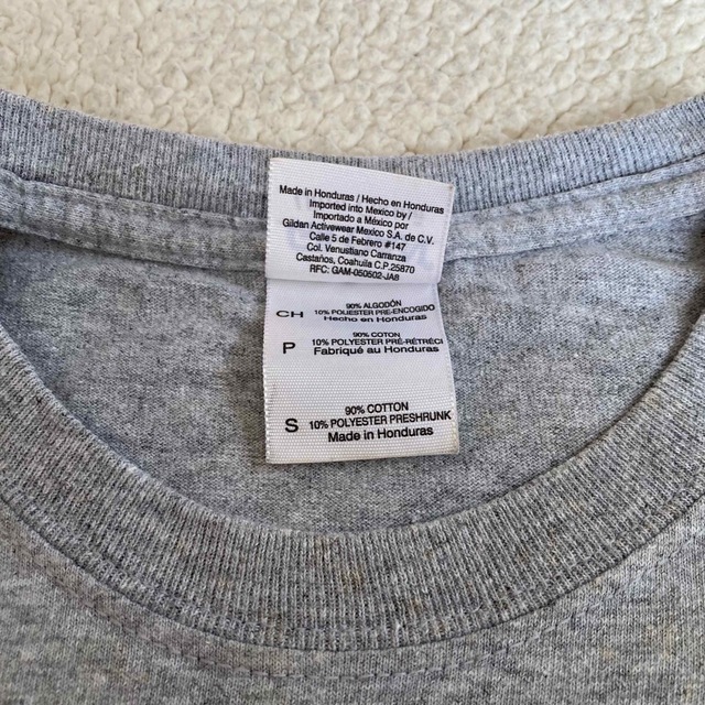GILDAN(ギルタン)のUSA古着ジャガーカレッジＴシャツ メンズのトップス(Tシャツ/カットソー(半袖/袖なし))の商品写真
