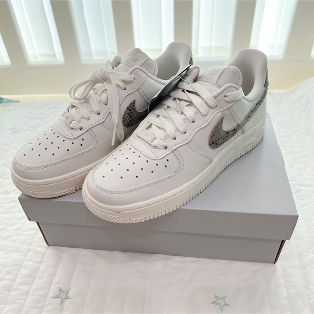 NIKE AIR FORCE 1 パイソン 23cm靴/シューズ