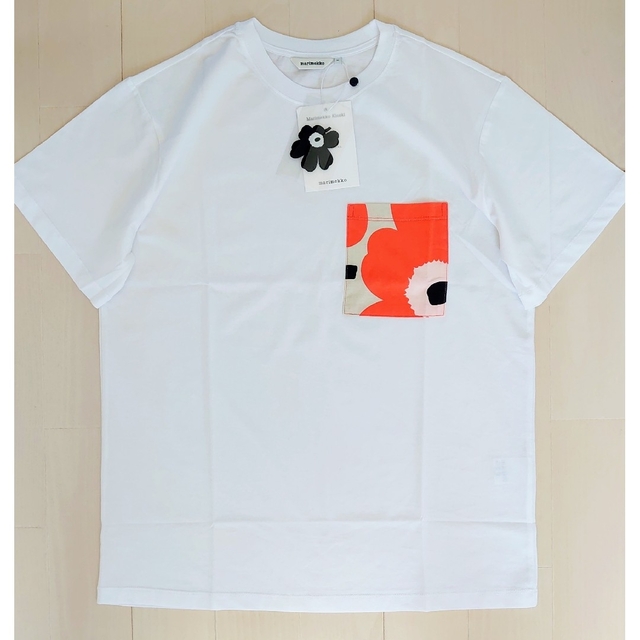 marimekko(マリメッコ)の新品タグシール付★marimekko マリメッコ オーバーサイズ 半袖 Tシャツ レディースのトップス(Tシャツ(半袖/袖なし))の商品写真