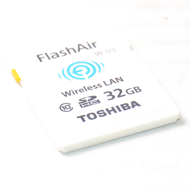 ❤️TOSHIBA Flash Air 32GB❤️