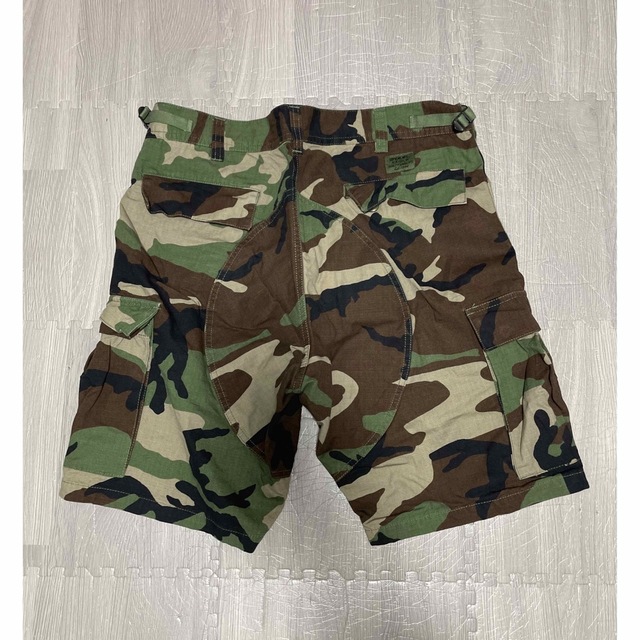 Supreme - SUPREME カモ柄 短パン 32の通販 by SS's shop