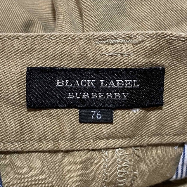 BURBERRY BLACK LABEL(バーバリーブラックレーベル)のバーバリーブラックレーベル 水玉 カーキ ハーフパンツ 三陽商会 サイズ76 メンズのパンツ(ショートパンツ)の商品写真