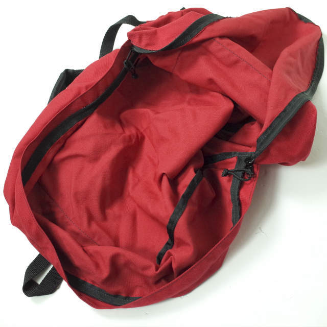 OUTDOOR PRODUCTS(アウトドアプロダクツ)のOUTDOOR PRODUCTS x L'ECHOPPE アウトドアプロダクツ レショップ 別注 USA製 DAY PACK 特大サイズ レッド デイパック リュック カバン【中古】【OUTDOOR PRODUCTS × L'ECHOPPE】 メンズのバッグ(バッグパック/リュック)の商品写真