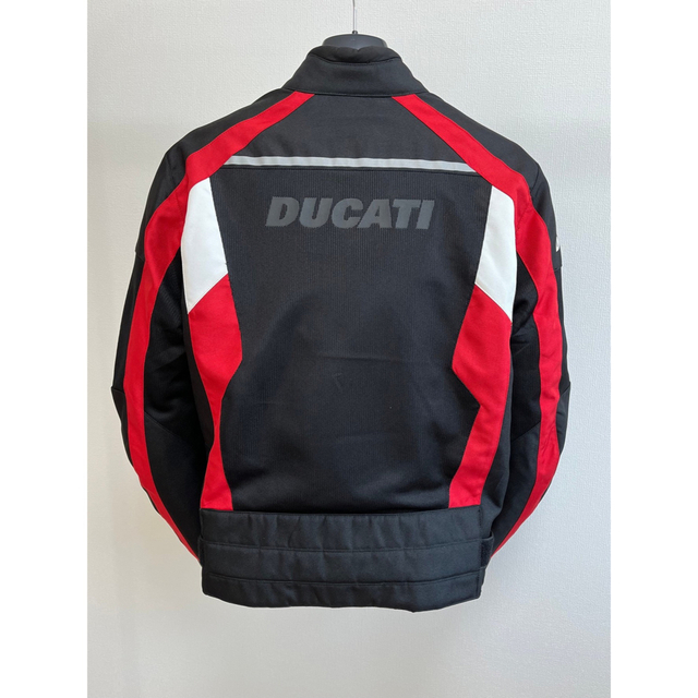 Ducati(ドゥカティ)のドゥカティ アルパイン製 メッシュジャケット メンズのジャケット/アウター(ライダースジャケット)の商品写真