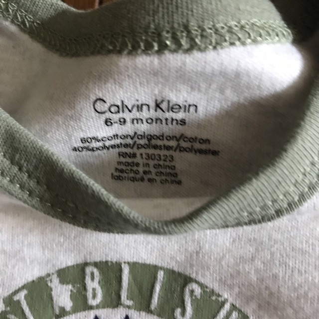 Calvin Klein(カルバンクライン)の新品　カルバンクライン　ロンパース（3点セット） キッズ/ベビー/マタニティのベビー服(~85cm)(ロンパース)の商品写真