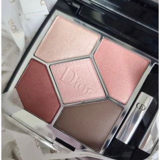 Dior サンク クルール クチュール 899 ソフト ペタル