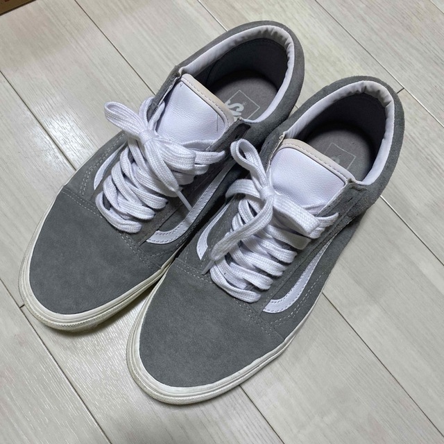 OLD SKOOL（VANS）(オールドスクール)のVansバンズ　OLD SKOOL オールドスクール　スエード　グレー メンズの靴/シューズ(スニーカー)の商品写真