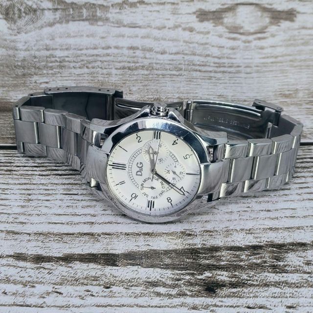 DOLCE&GABBANA(ドルチェアンドガッバーナ)の動作品　DolceGabbana　腕時計　ドルガバ　メンズ　D&G　定価15万円 メンズの時計(腕時計(アナログ))の商品写真