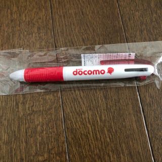 エヌティティドコモ(NTTdocomo)の【送料込】非売品 ノベルティ docomoオリジナル ドコモダケ 3色ボールペン(ノベルティグッズ)