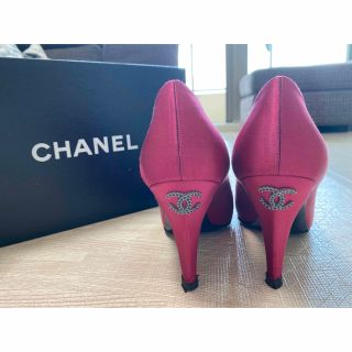 CHANEL(サテン ・ ハイヒール/パンプス)のフリマアイテム一覧 CHANEL(サテン ・ ハイヒール/パンプス)のフリマアイテム一覧