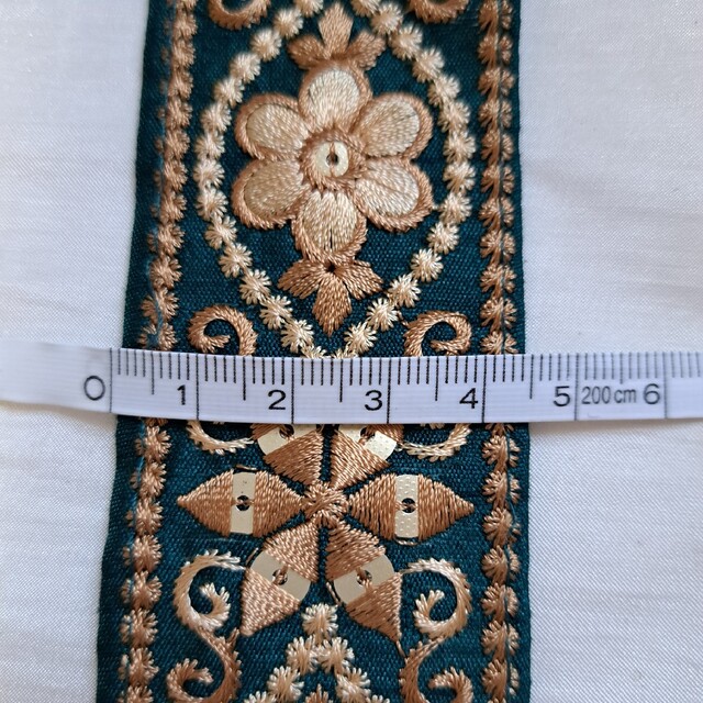 インド刺繍リボン　各200cm
