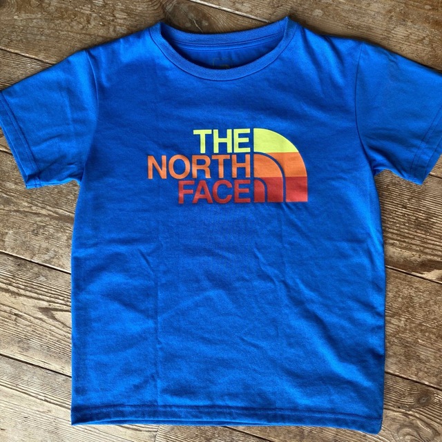 THE NORTH FACE(ザノースフェイス)のノースフェイスキッズTシャツ キッズ/ベビー/マタニティのキッズ服男の子用(90cm~)(Tシャツ/カットソー)の商品写真