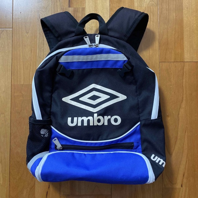 UMBRO(アンブロ)のアンブロ  サッカーリュック　16L スポーツ/アウトドアのサッカー/フットサル(その他)の商品写真