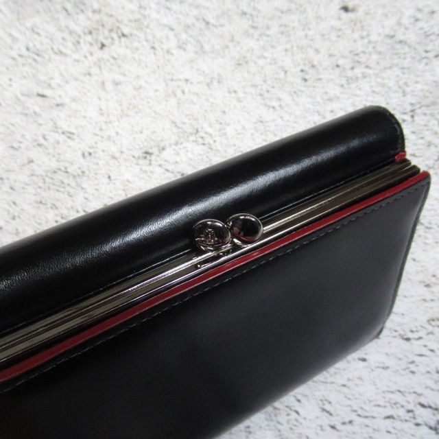 Vivienne Westwood(ヴィヴィアンウエストウッド)のVivienne Westwood コンパクト レザー ウォレット 財布 がま口 レディースのファッション小物(財布)の商品写真