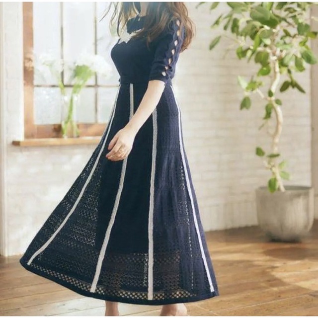 新品　Lace-trimmed Cotton-blend Knit Dress
