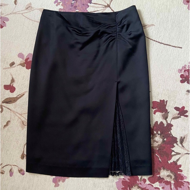 Pinky&Dianne(ピンキーアンドダイアン)の美品♡ピンキーアンドダイアン 日本製 レース付き 黒 膝丈スカート 38 レディースのスカート(ひざ丈スカート)の商品写真