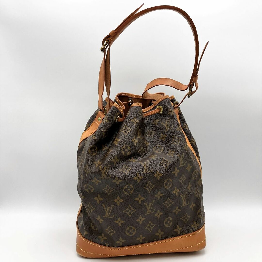 LOUIS VUITTON ルイ・ヴィトン ノエ モノグラム ショルダーバッグ 巾着 ブラウン PVC レディース メンズ ファッション M42224 USED