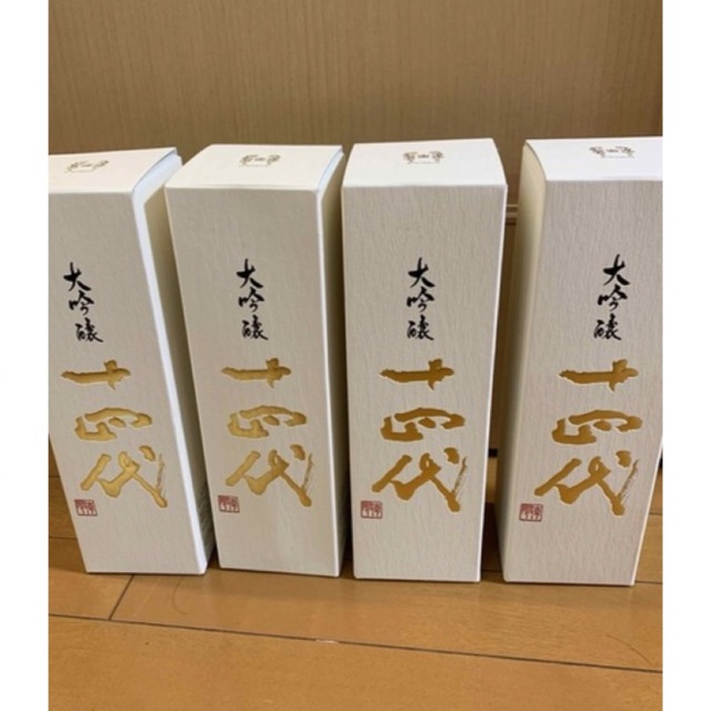 値段が激安 十四代 中取り大吟醸 720mi 4本 日本酒