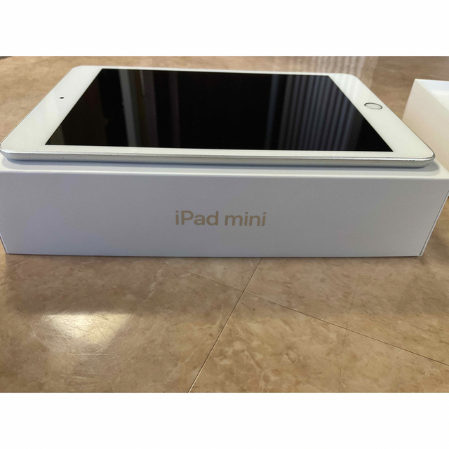 iPad mini 第5世代 WiFi 64GB シルバー pencil付 | www.fleettracktz.com