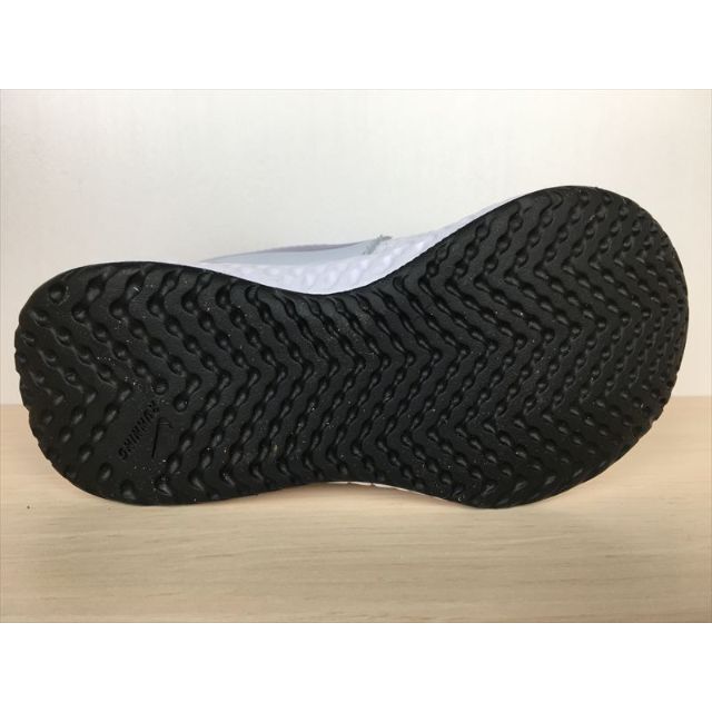 NIKE(ナイキ)のナイキ レボリューション5 PSV 靴 19,5cm 新品 (1573) キッズ/ベビー/マタニティのキッズ靴/シューズ(15cm~)(スニーカー)の商品写真