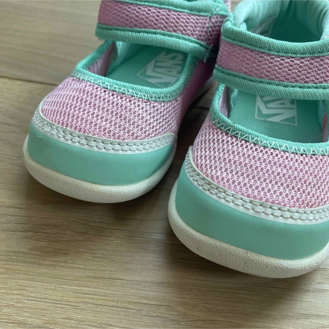 VANS(ヴァンズ)のVANS サンダル キッズ/ベビー/マタニティのベビー靴/シューズ(~14cm)(サンダル)の商品写真