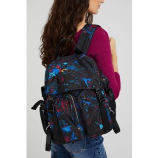 デシグアル(DESIGUAL)の新品✨タグ付き♪定価19,900円　デシグアル　リュック ブラック系柄(リュック/バックパック)