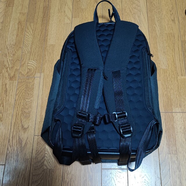 WEXLEY URBAN BACKPACK BLACK メンズのバッグ(バッグパック/リュック)の商品写真