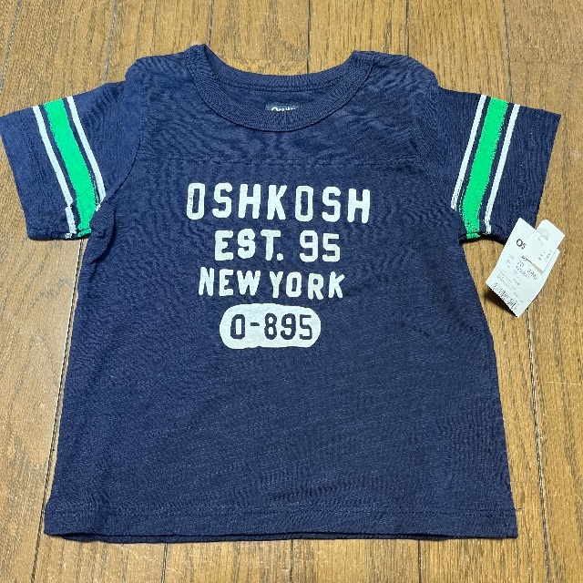 OshKosh(オシュコシュ)の【新品】オシュコシュ　70cm キッズ/ベビー/マタニティのベビー服(~85cm)(Ｔシャツ)の商品写真