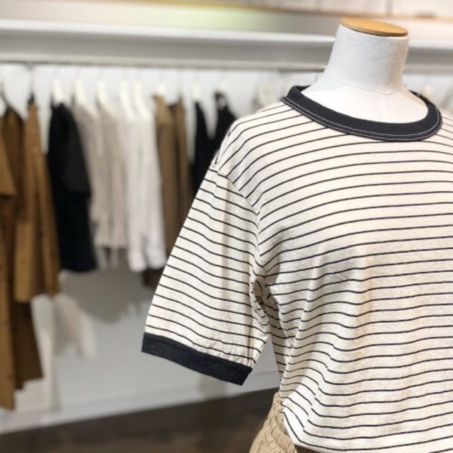 MARGARET HOWELL(マーガレットハウエル)のお約束済みTシャツCOTTON LINEN STRIPE レディースのトップス(Tシャツ(半袖/袖なし))の商品写真