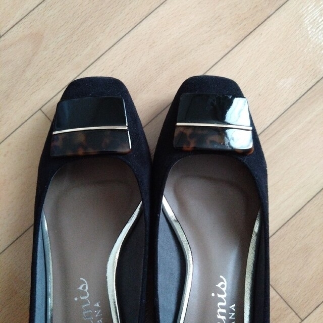 DIANA(ダイアナ)のartemisbyDIANA　パンプス　ブラック レディースの靴/シューズ(ハイヒール/パンプス)の商品写真