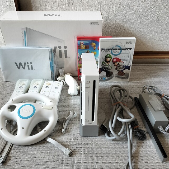 wii本体　4人で遊べるセット