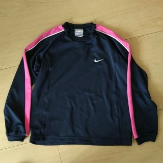 ナイキ(NIKE)のNIKE　長袖　130cm(Tシャツ/カットソー)