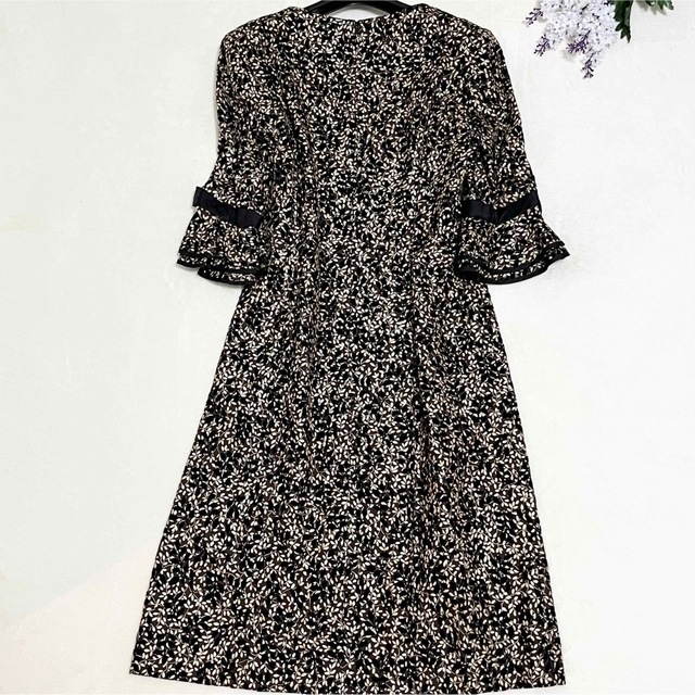 極美品/シルク100%】Rene 総柄ドレスワンピース 五分袖 フリル 花柄