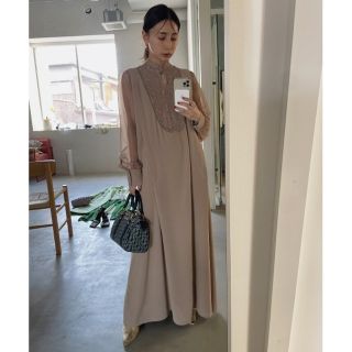 アメリヴィンテージ(Ameri VINTAGE)の【期間限定値下げ】2WAY SCOOP OUT LACE DRESS Ameri(ロングワンピース/マキシワンピース)