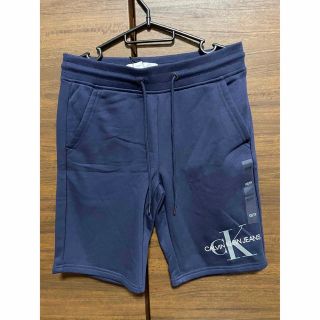 カルバンクライン(Calvin Klein)の【新品未使用】カルバン・クラインショートパンツ　メンズ　XS USサイズ(ショートパンツ)