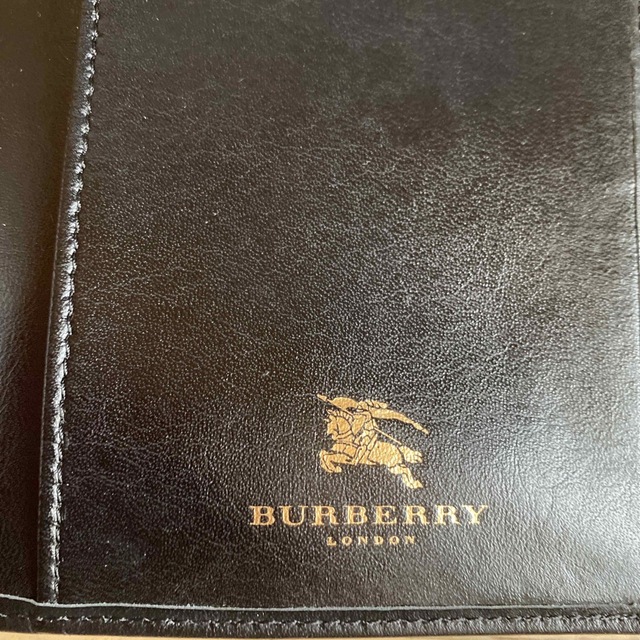 BURBERRY(バーバリー)のバーバリー　ブックカバー ハンドメイドの文具/ステーショナリー(ブックカバー)の商品写真