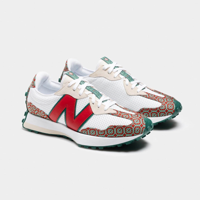 New Balance(ニューバランス)の新品未使用 Casablanca x New Balance MS327CAA メンズの靴/シューズ(スニーカー)の商品写真