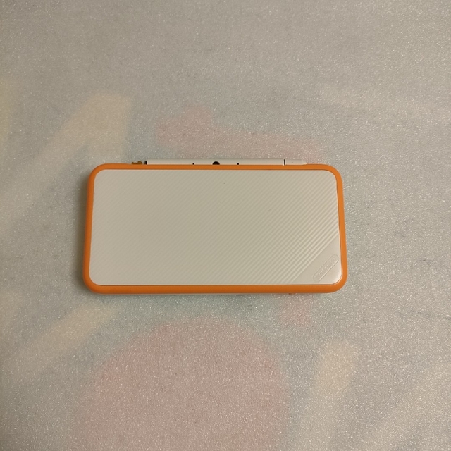 ニンテンドー2DS - Newニンテンドー2DS LL ホワイト×オレンジの通販 by