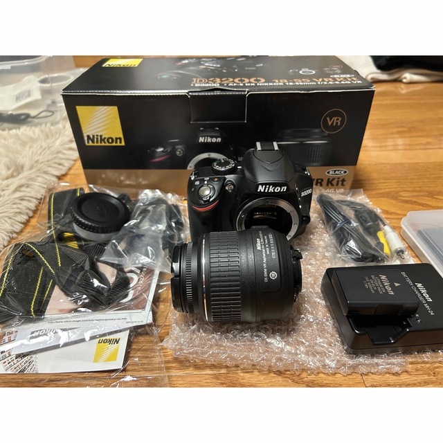 色移り有り Nikon D3200 BLACK 一眼レフ カメラ ニコン - crumiller.com