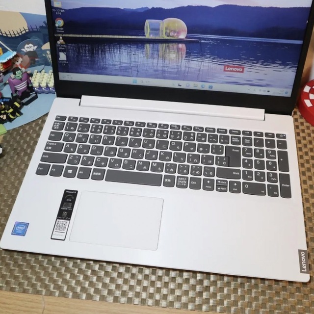 本店激安 美品!超高年式2021年!Win11&SSD480G/メモリ8G/無線/カメラ