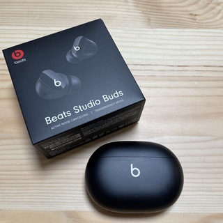 Beats - 【美品】Beats Studio Buds 箱付き ノイズキャンセリングの
