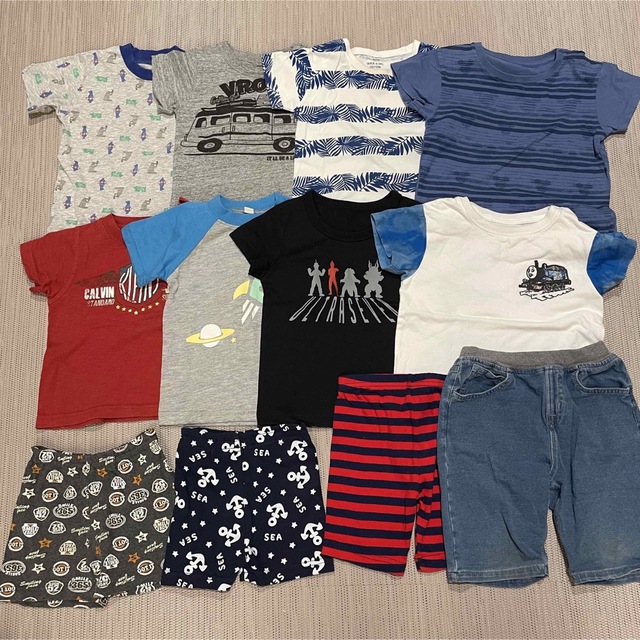 UNIQLO(ユニクロ)の子供服 Tシャツ 保育園 ユニクロ ウルトラマン ミッキー キッズ/ベビー/マタニティのキッズ服男の子用(90cm~)(Tシャツ/カットソー)の商品写真