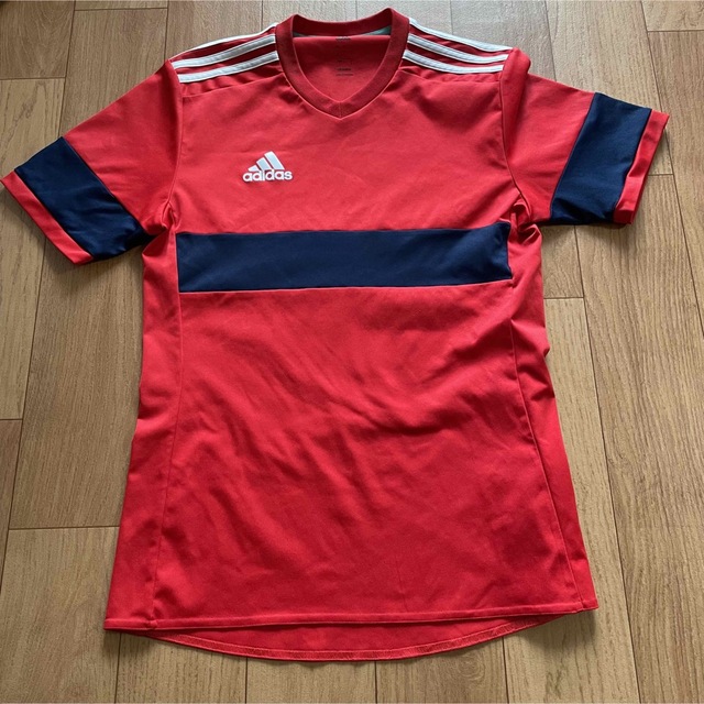 adidas(アディダス)のadidas アディダス　サッカー　フットサル ウェア　トップス Tシャツ スポーツ/アウトドアのサッカー/フットサル(ウェア)の商品写真