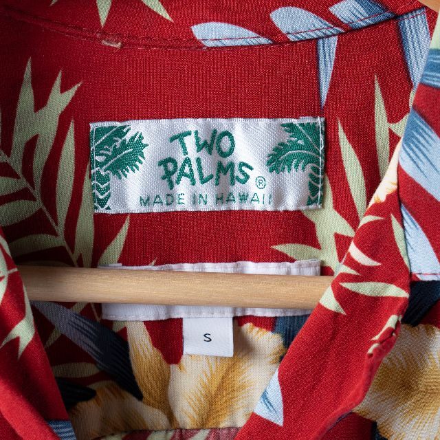 URBAN RESEARCH(アーバンリサーチ)のURBAN RESEARCH TWO PALMS 花柄アロハシャツ S レッド メンズのトップス(シャツ)の商品写真