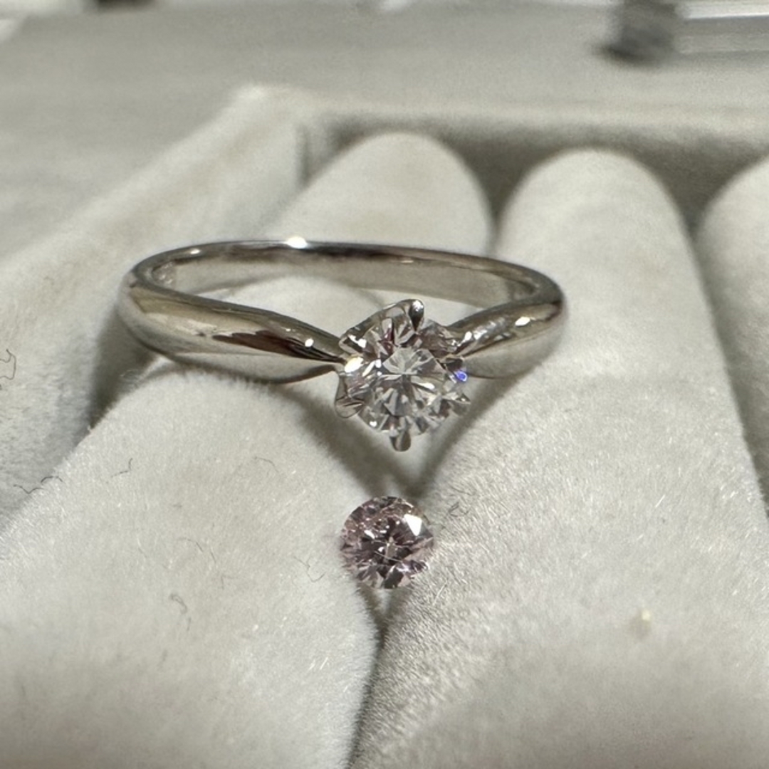 Fancy Light Pink 0.102ct GCL レディースのアクセサリー(リング(指輪))の商品写真