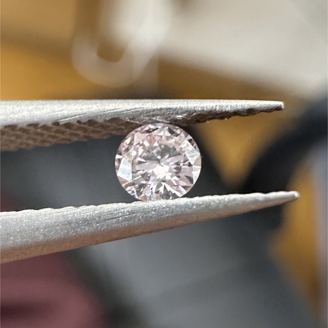 Fancy Light Pink 0.102ct GCLリング(指輪)